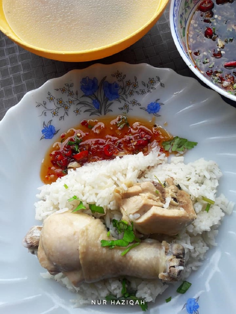 Resepi Nasi Ayam Thai (Unik, Sedap Hingga Menjilat Jari!) 2 Resepi Nasi Ayam Thai (Unik, Sedap Hingga Menjilat Jari!) 2